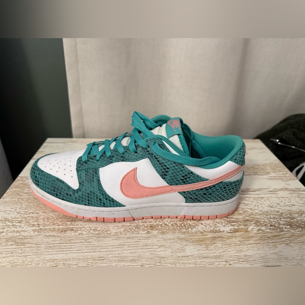 Nike Dunk low. size 10.5.washed teal snakeskin.pink. Teal.Original box.authentic